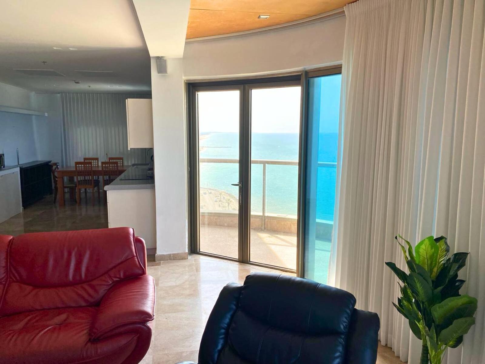 Almog Haifa Israel Apartments מגדלי חוף הכרמל Buitenkant foto