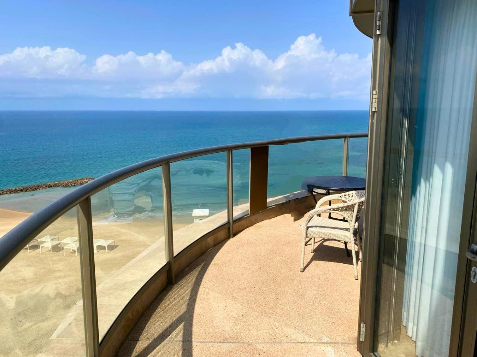 Almog Haifa Israel Apartments מגדלי חוף הכרמל Buitenkant foto